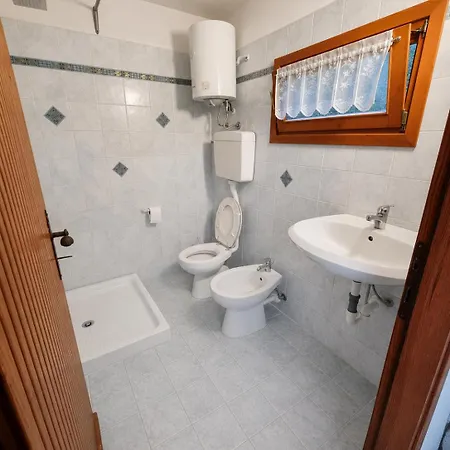 Appartamento Parco Lago, Only Structure With Private Access To The